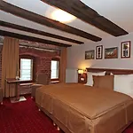 Romantik Scheelehof Hotell