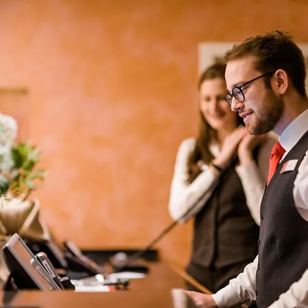 Отель Romantik Scheelehof 4*