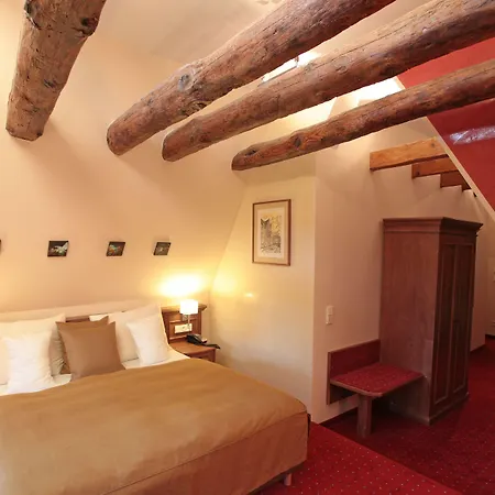 Romantik Scheelehof Отель Штральзунд