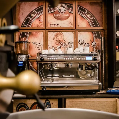 Romantik Scheelehof Штральзунд