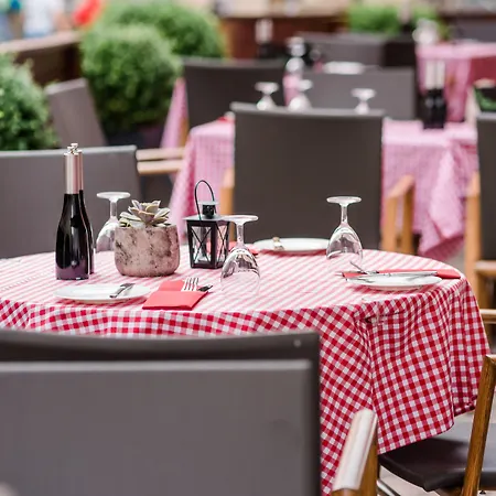 Romantik Scheelehof 4* Штральзунд