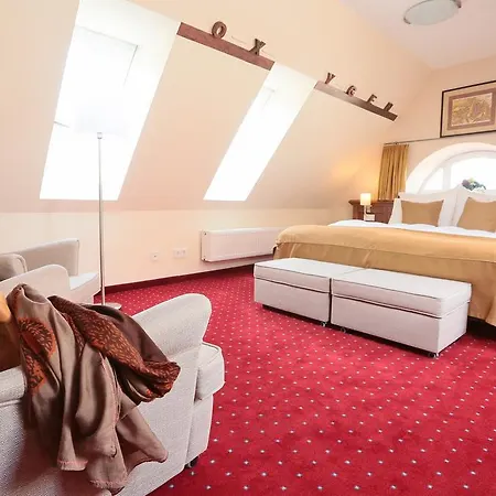 Romantik Scheelehof 4* Штральзунд