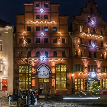 Romantik Scheelehof Отель Штральзунд